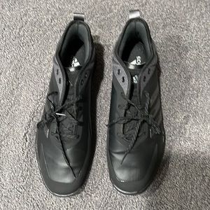Black adidas shoes
